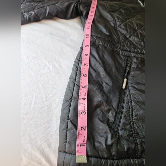 Michael Kors Black Quilted Puffer Jacket - Picture 4 of 12